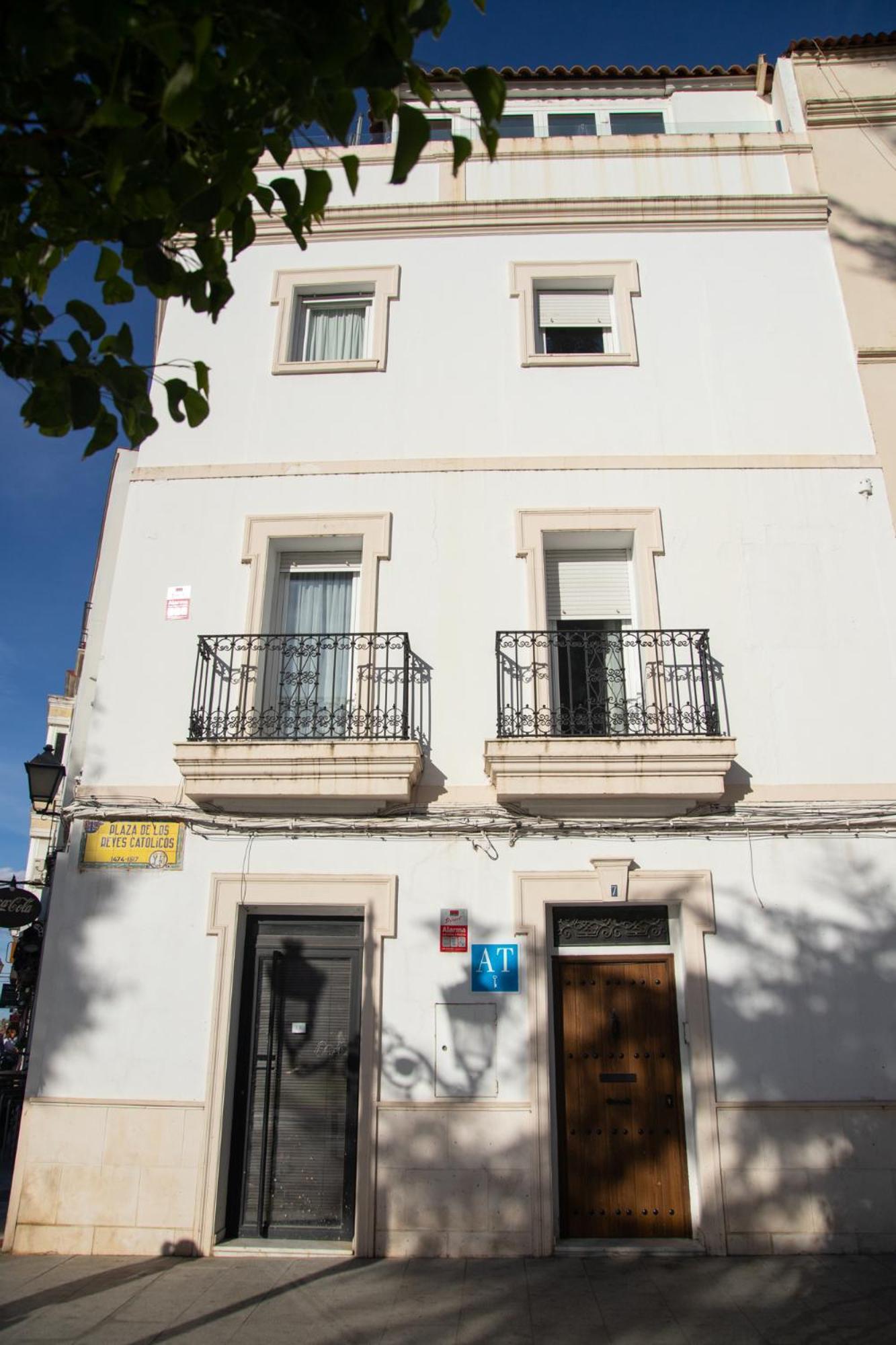 Alojamientos Puerta Palma Estudio Badajoz Buitenkant foto
